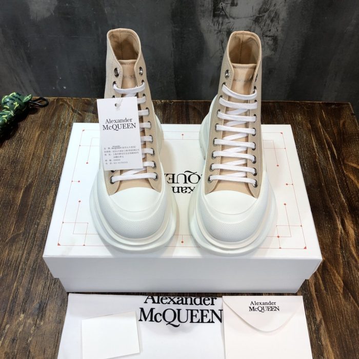 复刻Alexander McQueen 女式 Tread Slick 裸色棉质靴子