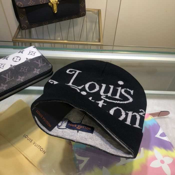 黑色 LV 头饰 Louis Vuitton 毛线帽