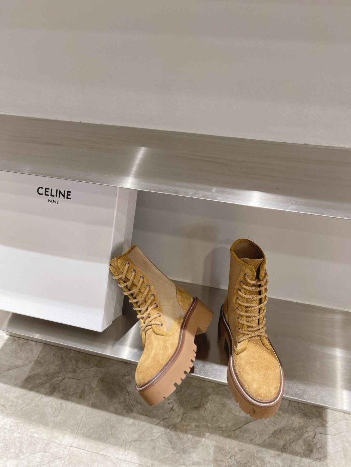 Celine 女式 Triomphe 棕色笨重系带靴 354657005C.04DB