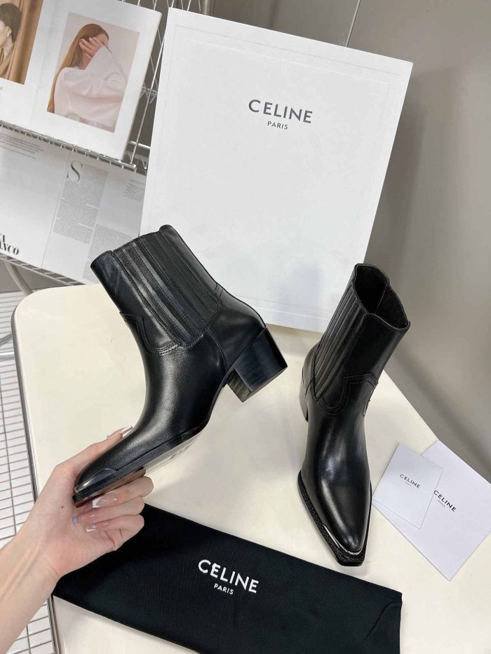 Celine Cruiser 靴子女式金属鞋头切尔西靴黑色