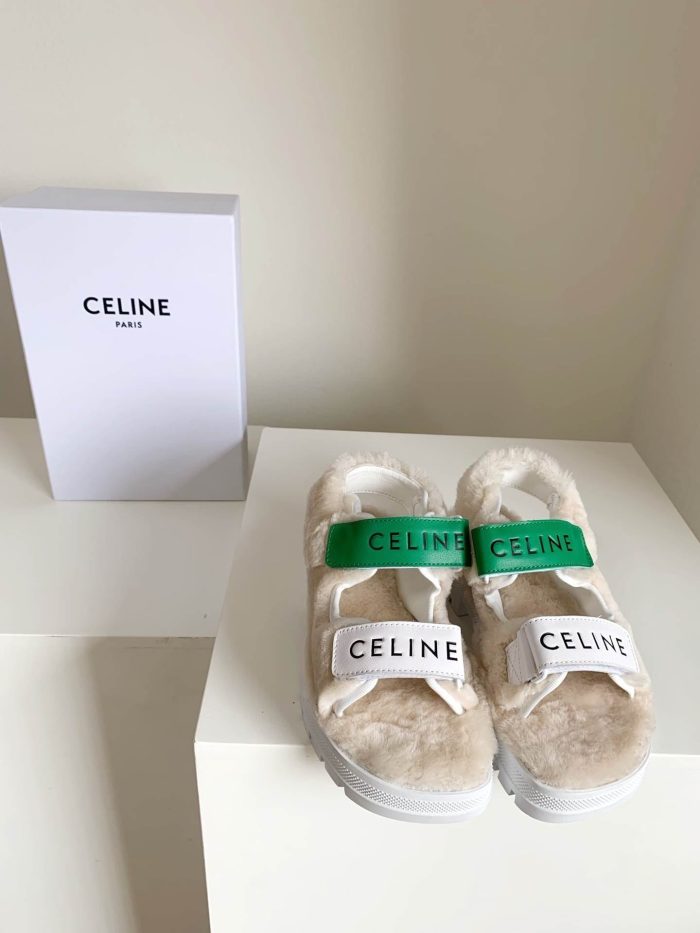 Celine Leo 女式毛皮白绿划痕凉鞋