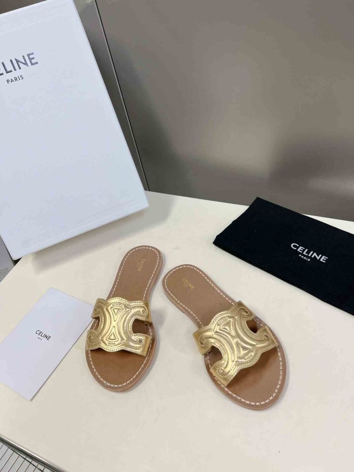 CELINE Triomphe 女式金属化 Gole 色调穆勒鞋