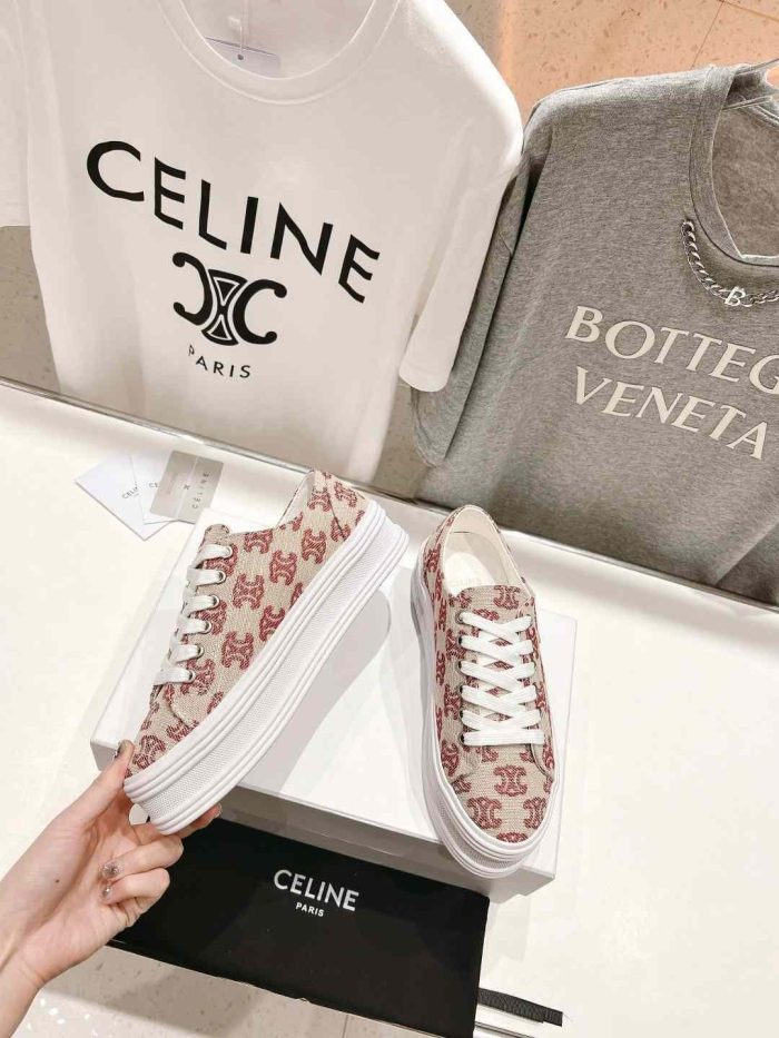 Celine Triomphe 女式帆布红色运动鞋