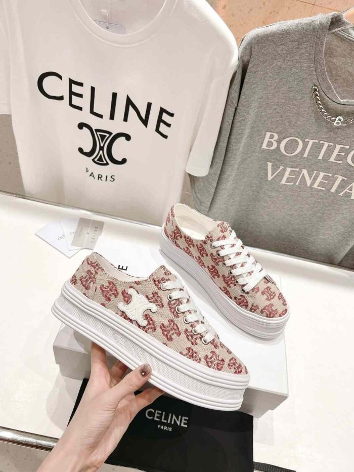 Celine Triomphe 女式帆布红色运动鞋