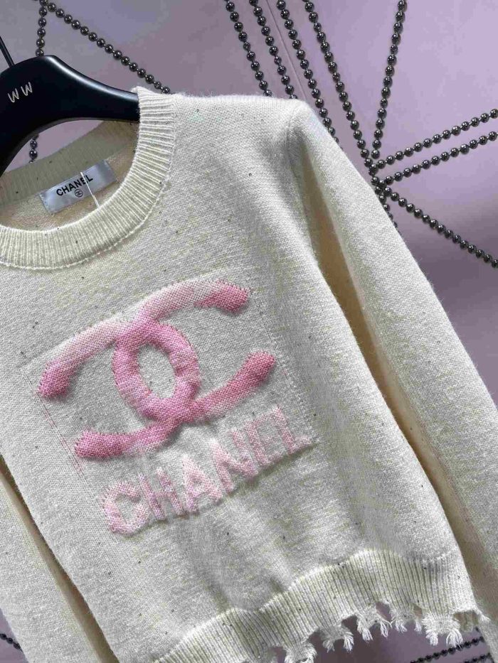 Chanel 女士正面带 CC 标志毛衣白色