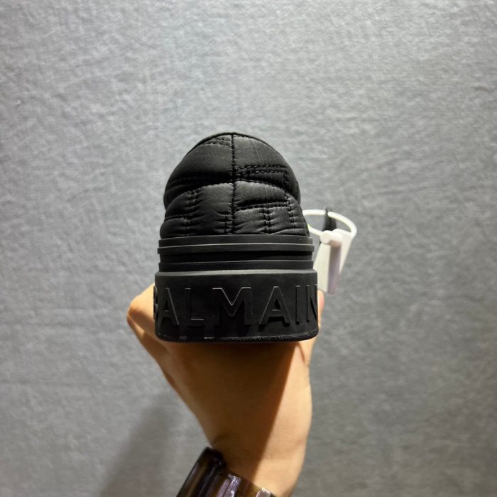 Balenciaga 男士黑色乐福鞋