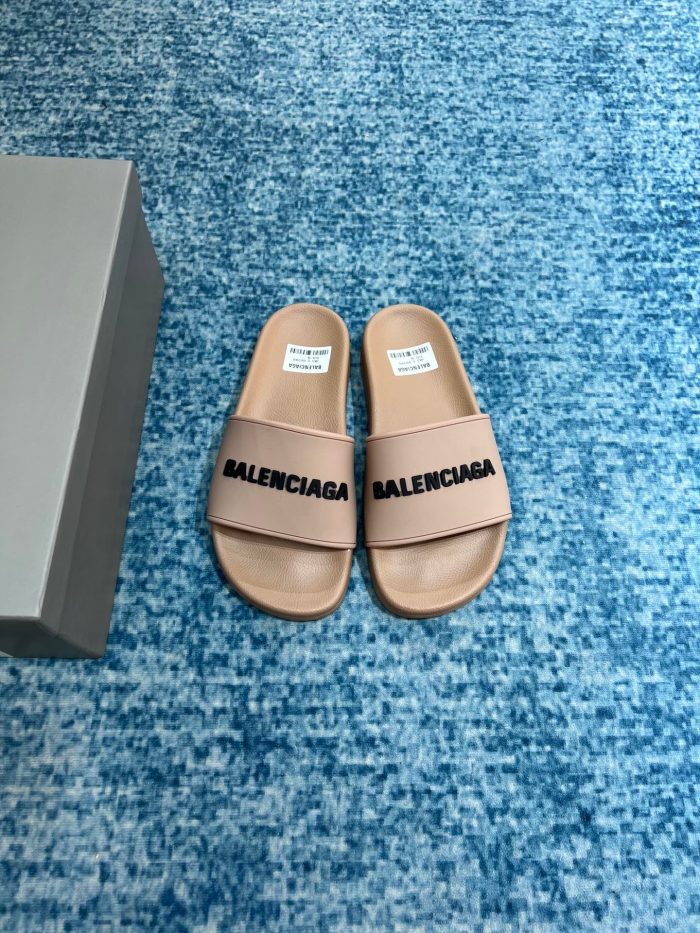 Balenciaga 男士泳池拖鞋米色