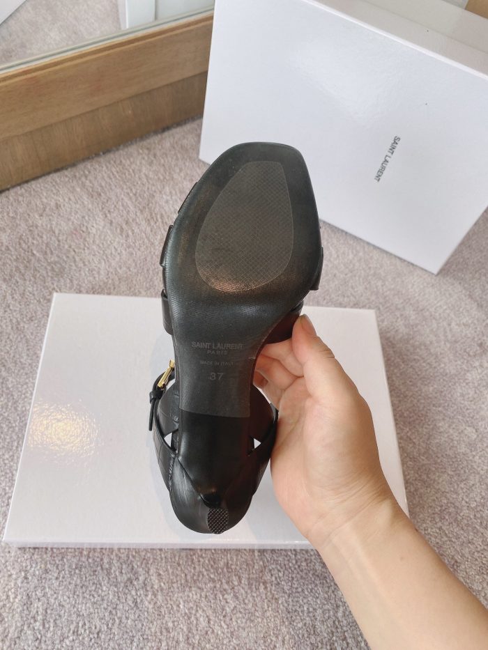 Saint Laurent 女士致敬凉鞋黑色 YSL 6206731YQ001000