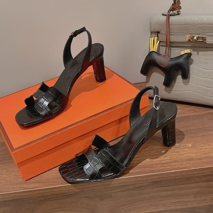 Hermes Eternite 女式凉鞋黑色 2.7 英寸/7 厘米