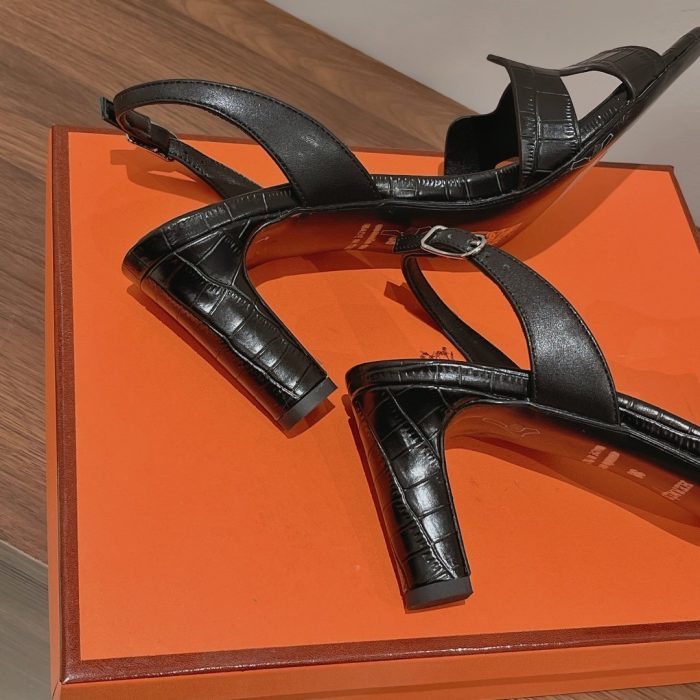 Hermes Eternite 女式凉鞋黑色 2.7 英寸/7 厘米