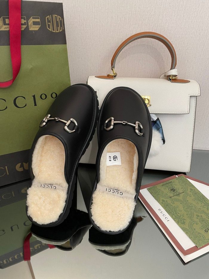 Gucci Elea 男士马衔扣穆勒鞋黑色