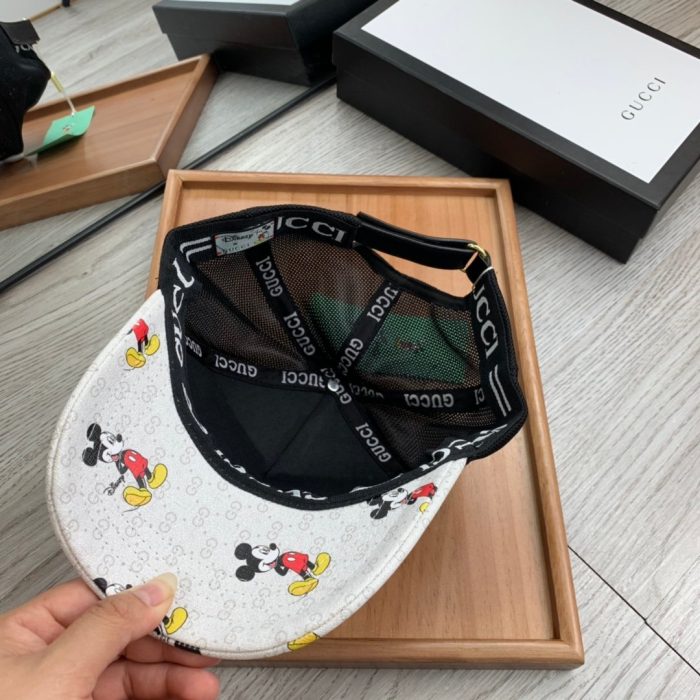 Gucci GG 帆布棒球帽白色