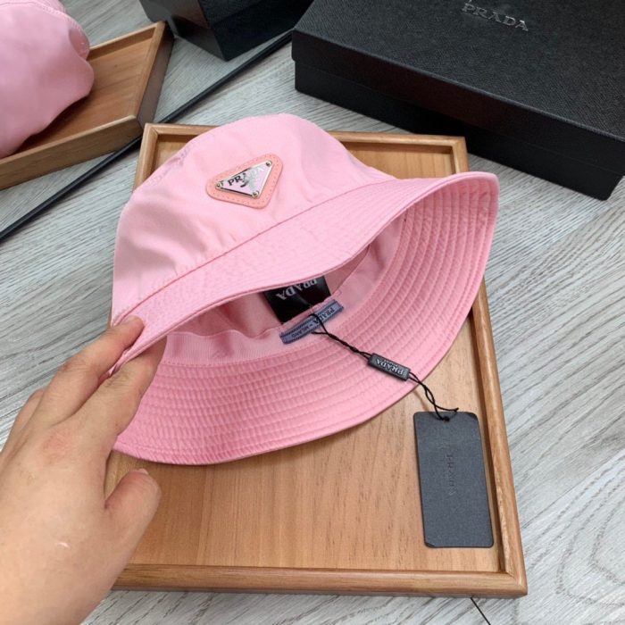 Prada 再生尼龙渔夫帽 粉色 Prada 帽子