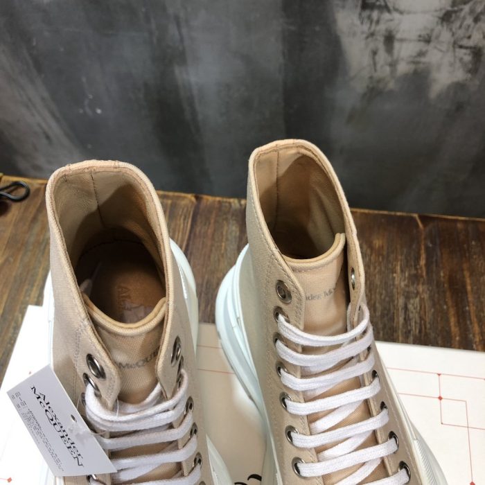 复刻Alexander McQueen 女式 Tread Slick 裸色棉质靴子