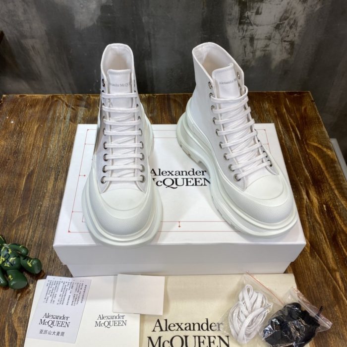 复刻Alexander McQueen 女式 Tread Slick 靴子棉质白色 604254W4MV29000