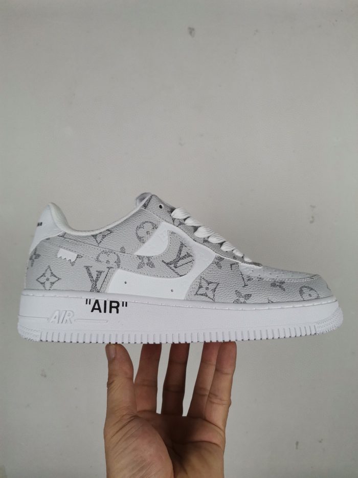 Nike Air Force 1 Low x Louis Vuitton Virgil Abloh 男士“白灰色”