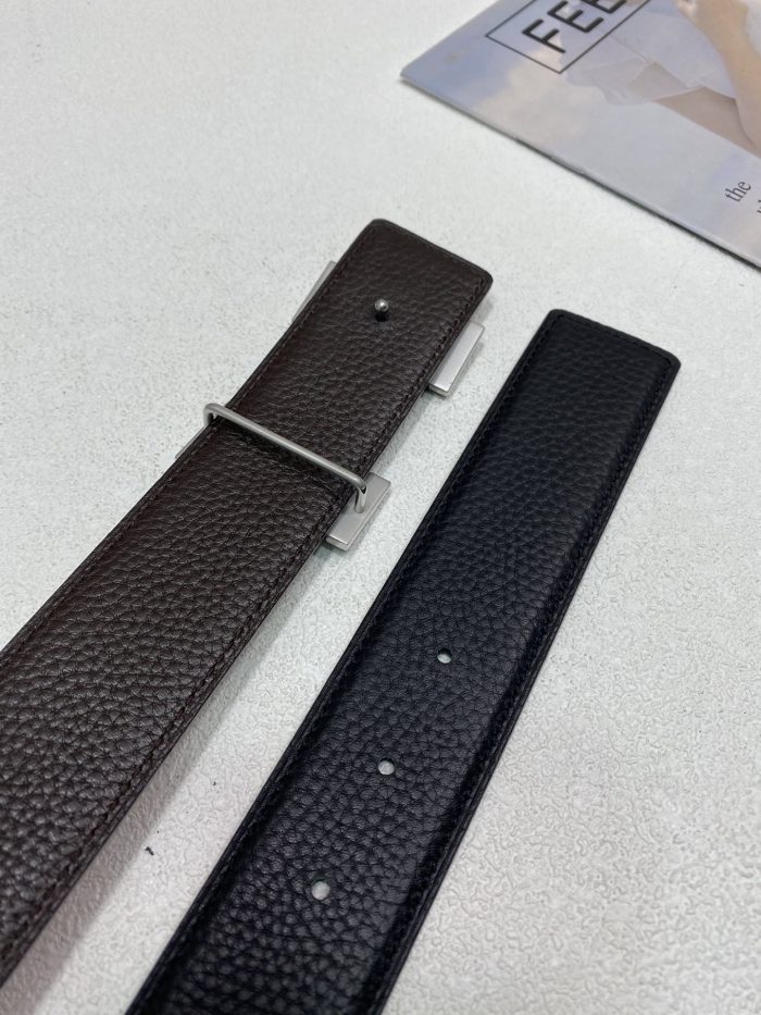 1:1爱马仕 (Hermes) H Striee 皮带扣女士双面黑色女士腰带