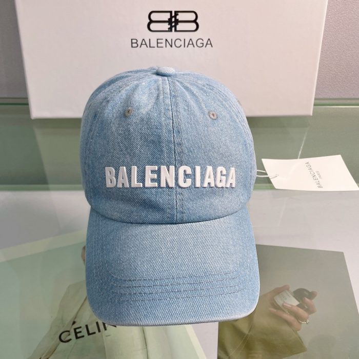 Balenciaga 蓝色徽标前帽