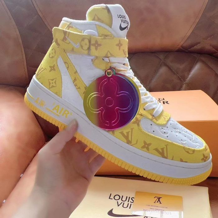 高仿Louis Vuitton 和 Virgil Abloh 设计的 Nike Air Force 1 白色/黄色男士男鞋