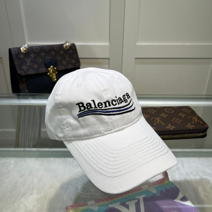 Balenciage 政治竞选活动取消 White Cap