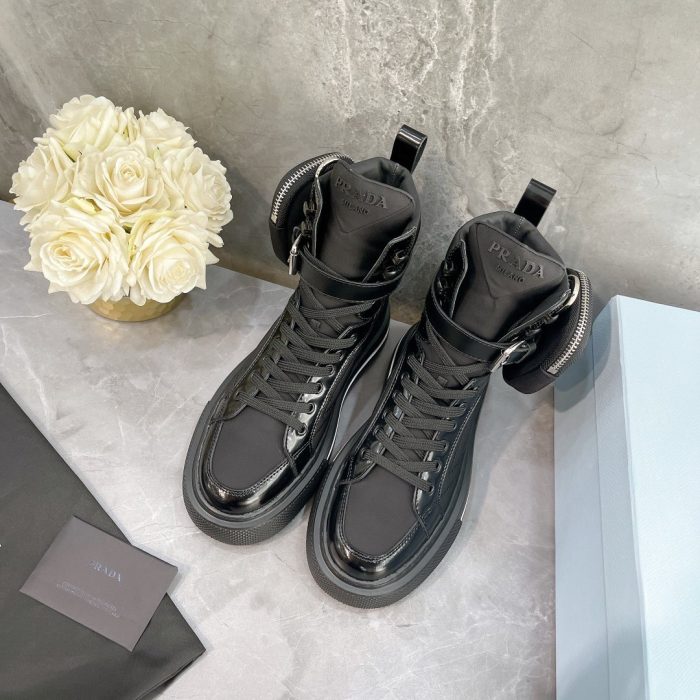 Prada 女式 Macro 再生尼龙拉丝高帮运动鞋黑色 1.8 英寸/45 毫米 PRD