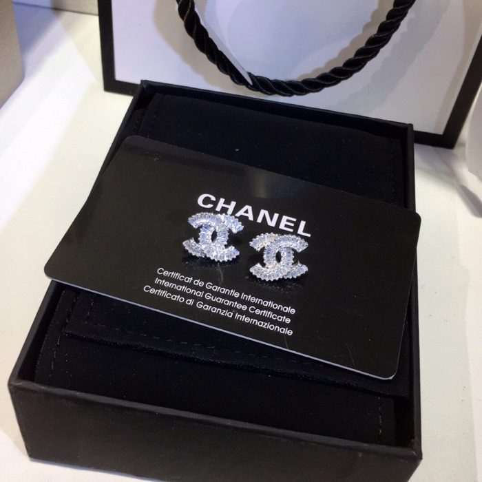 Chanel 耳环 纯银 质量：1:1 配有 Chanel 盒子