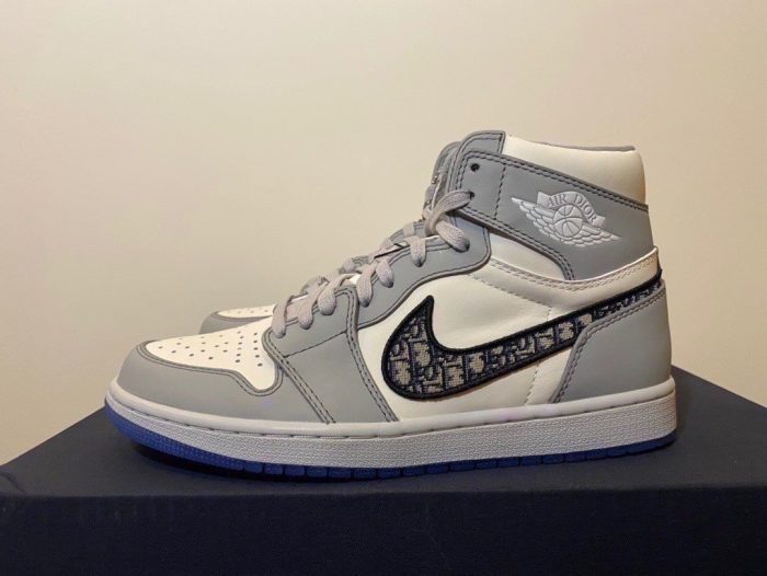 Nike Dior x Air Jordan 1 High OG Wolf Grey/Sail/Photon Dust/White 女士，女鞋