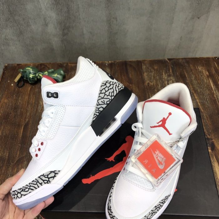 Nike Air Jordan 3 复古运动鞋高帮白色带大象印花运动鞋女式，女鞋