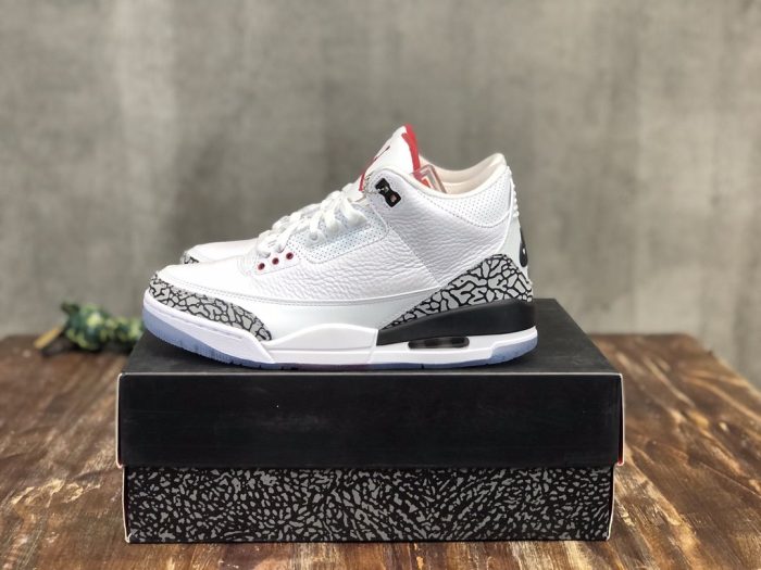 Nike Air Jordan 3 复古运动鞋高帮白色带大象印花运动鞋女式，女鞋