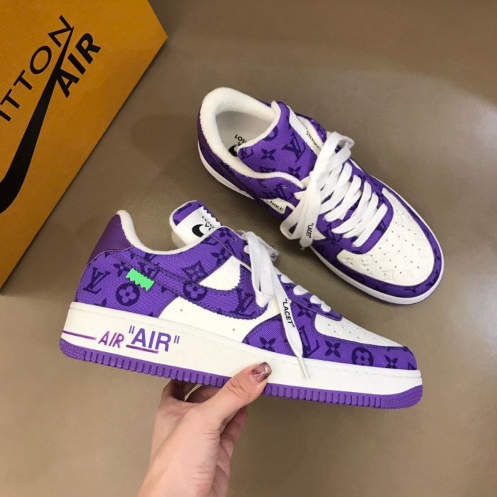 高仿Louis Vuitton 和 Virgil Abloh 设计的 Nike Air Force 1 白色/紫色男士鞋履