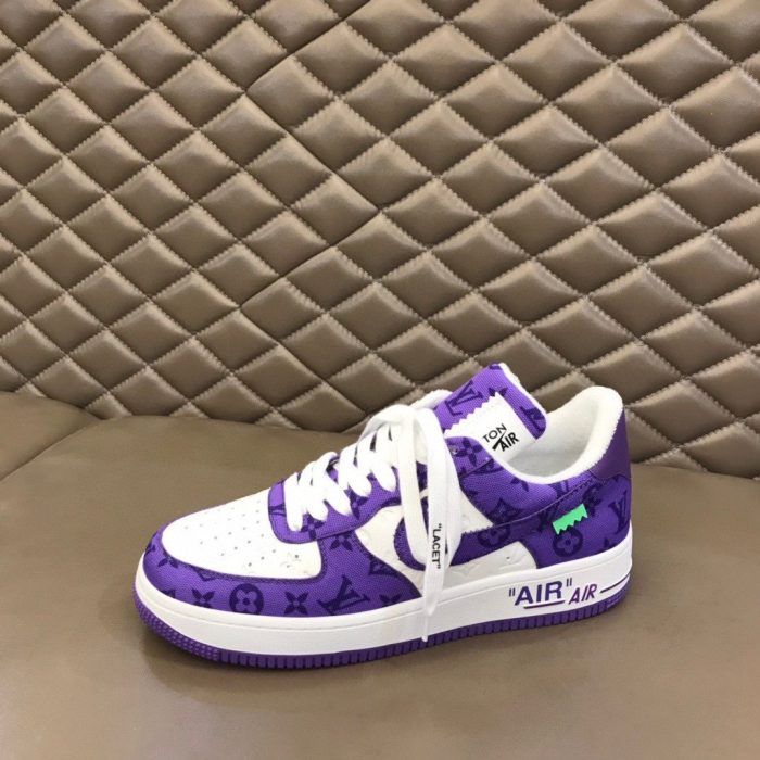 高仿Louis Vuitton 和 Virgil Abloh 设计的 Nike Air Force 1 白色/紫色男士鞋履