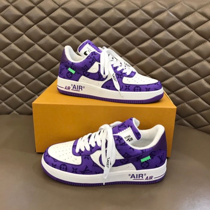 高仿Louis Vuitton 和 Virgil Abloh 设计的 Nike Air Force 1 白色/紫色男士鞋履