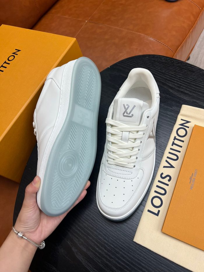 LV Rivoli 男士白色运动鞋