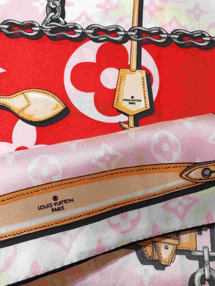 Monogram Confidential Square 90 红色 女式
