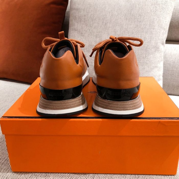 1:1爱马仕 (Hermes) 男士 Miles 运动鞋棕色
