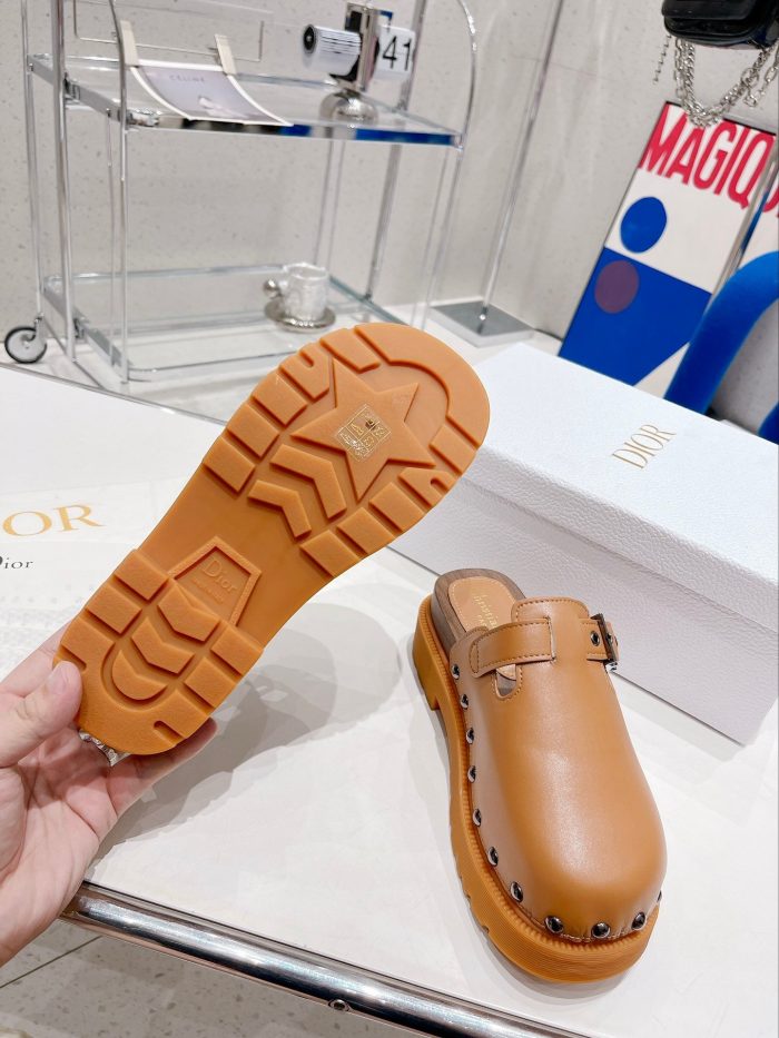 Christian Dior 女式 Diorquake 木底鞋棕色女式 CD