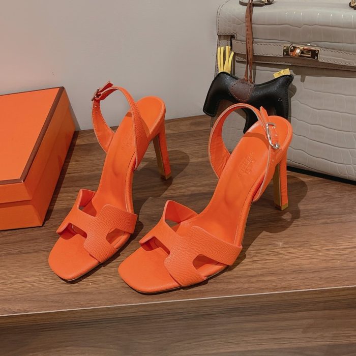 Hermes Ella 女式凉鞋 橙色 4.1 英寸/10.5 厘米