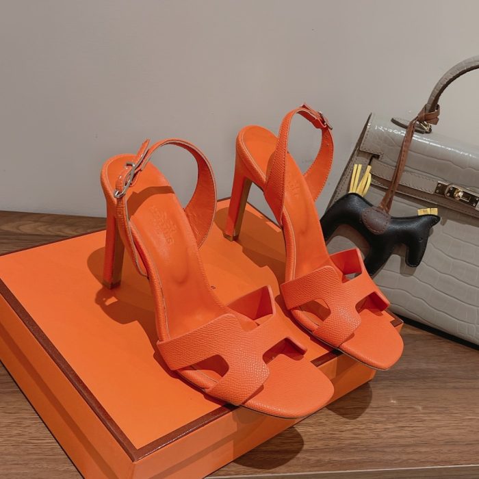 Hermes Ella 女式凉鞋 橙色 4.1 英寸/10.5 厘米