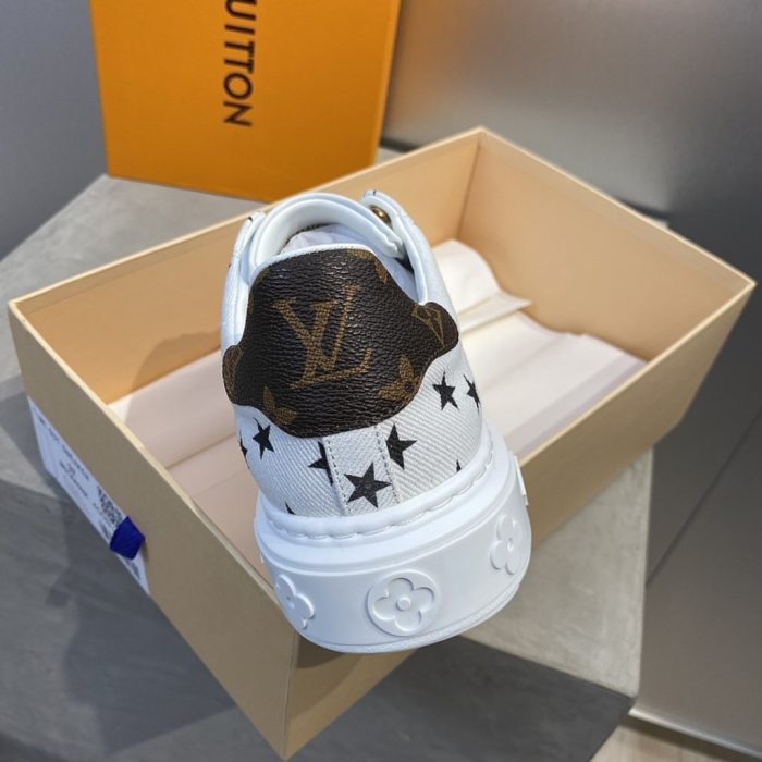 路易威登 Time Out 男士蓝色运动鞋 LV