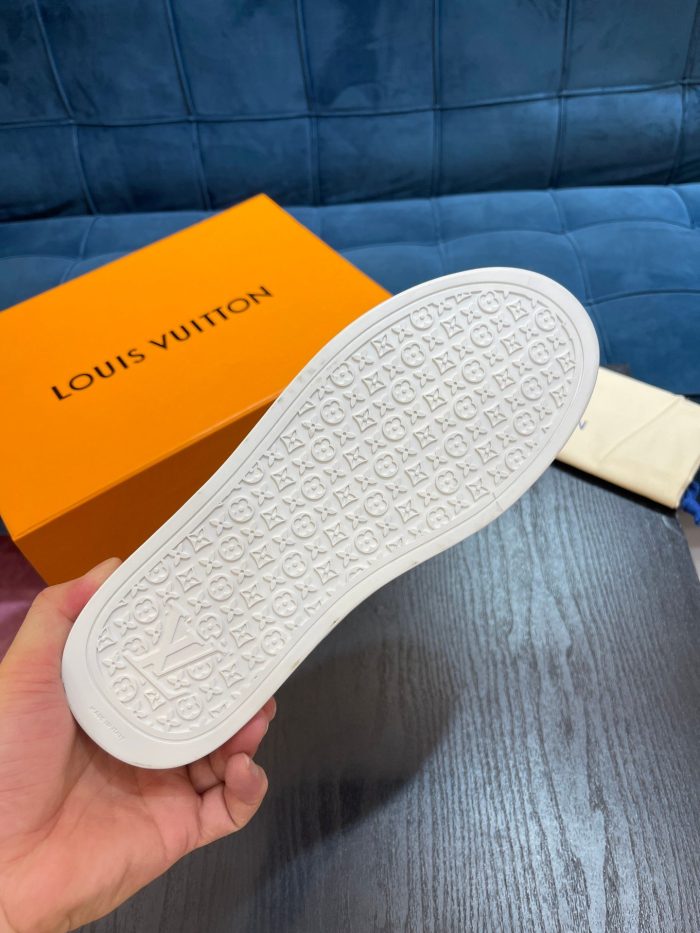 路易威登 LV Resort 男士灰色运动鞋 LV