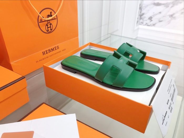 Hermes Oran 女式凉鞋绿色