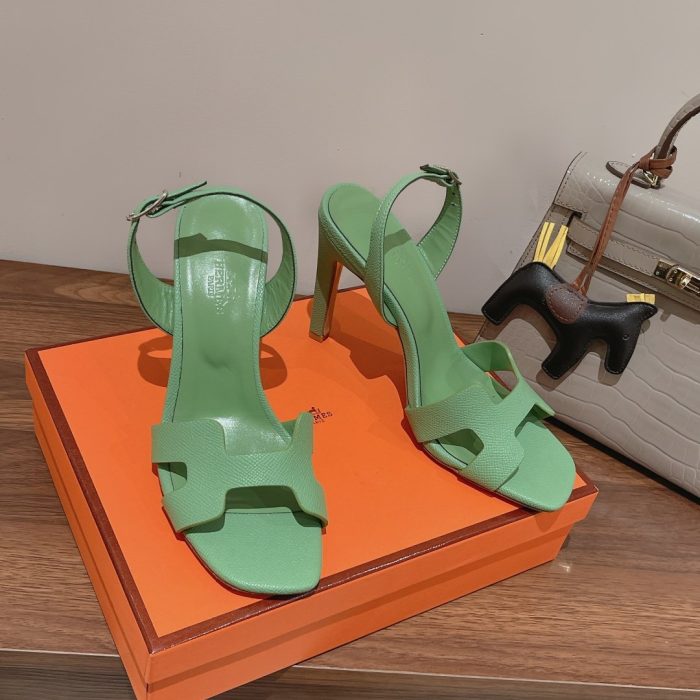 Hermes Ella 女式凉鞋绿色 4.1 英寸/10.5 厘米