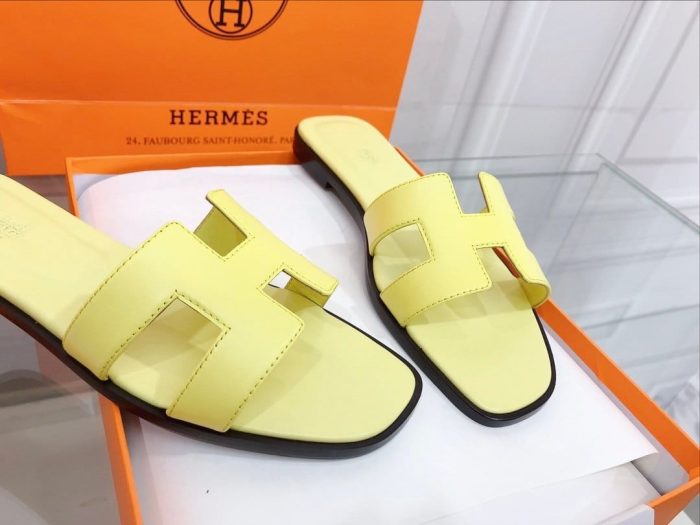 Hermes Oran 女式凉鞋黄色