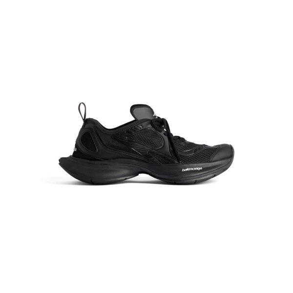 Womens Circuit Sneaker  in Black
