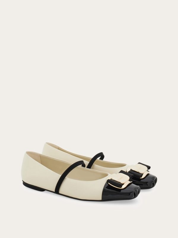 New Vara plate bicolor ballet flat