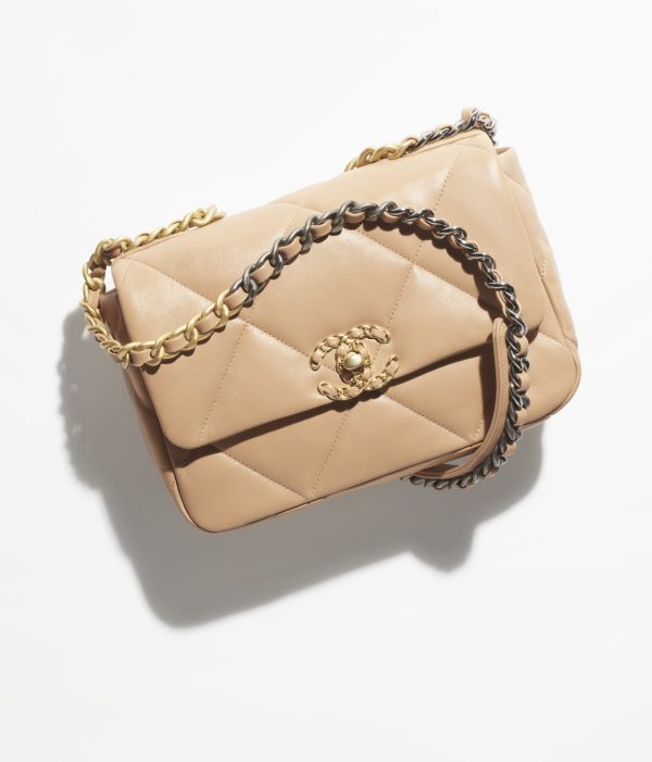 CHANEL 19 HANDBAG