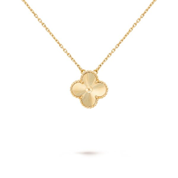 Vintage Alhambra pendant