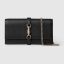 652681_AABXM_1000_001_100_0017_Light-Jackie-1961-chain-wallet.jpg