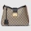 795113_KHNKG_9769_001_070_0000_Light-Padlock-GG-medium-shoulder-bag.jpg