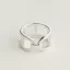 ever-chaine-d-ancre-ring-medium-model-116619B_00-worn-1-0-0-900-900_g.webp